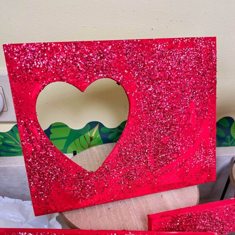 valentines day frame project