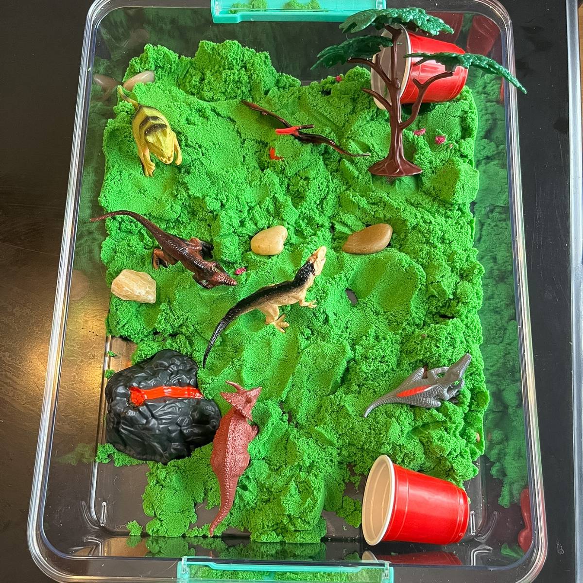 dinosaur sensory bin
